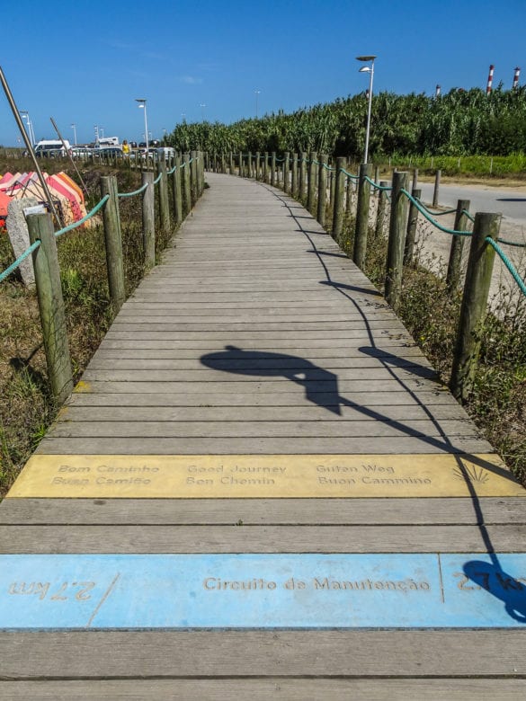 Bom Caminho Wegmarkierung am Jakobsweg Portugal