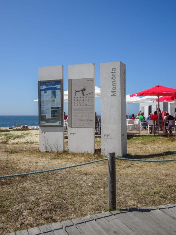 Praia da Memória Lounge Bar & Restaurante in Facho am Jakobsweg Portugal
