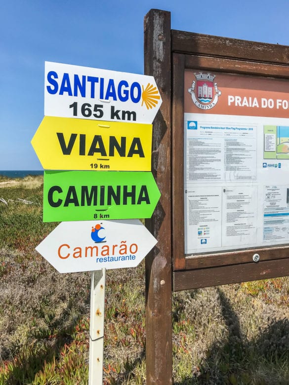 Beschilderung am Jakobsweg Portugal