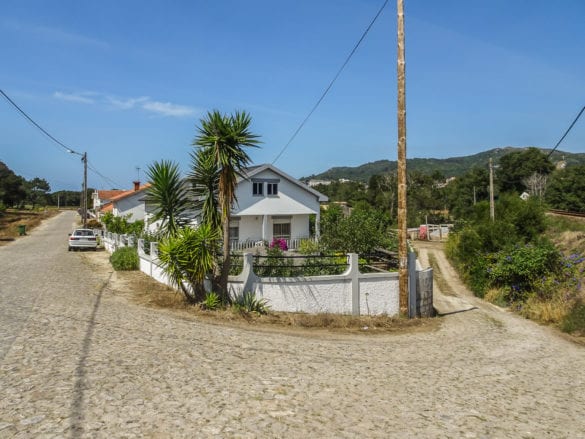 Straße in Vila Praia de Âncora am Jakobsweg Portugal
