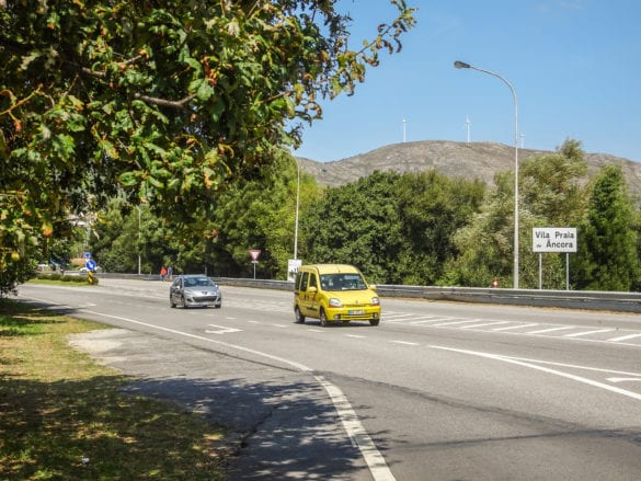 Ortseingangsschild von Vila Praia de Âncora am Jakobsweg Portugal