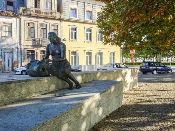 Skulptur Rendilheira de Vila do Conde am Jakobsweg Portugal